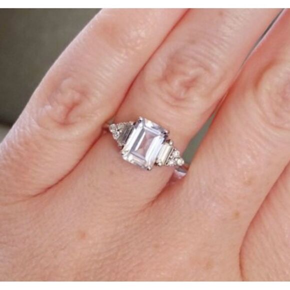 ❤️ NEW antique style emerald cut CZ ring ❤️ - Picture 3 of 4